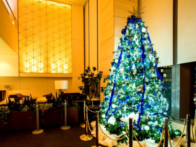 クリスマスツリー　イルミネーション